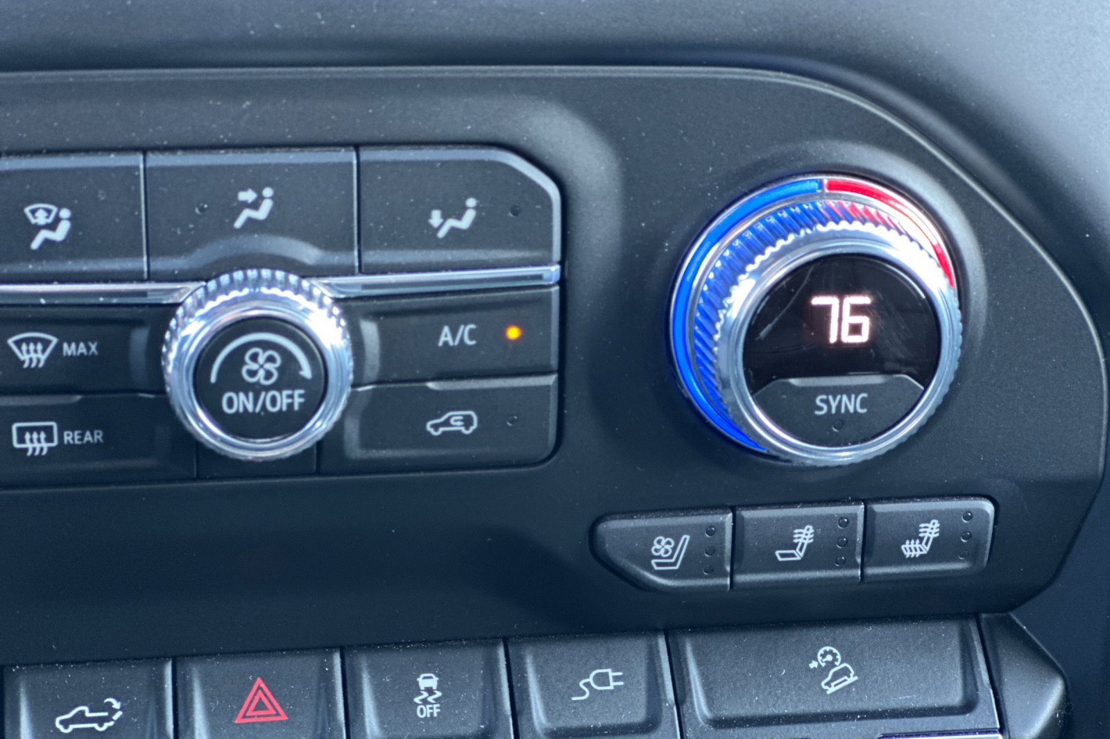 Used 2020 GMC Sierra 1500 SLT w/ SLT Premium Plus Package image 27