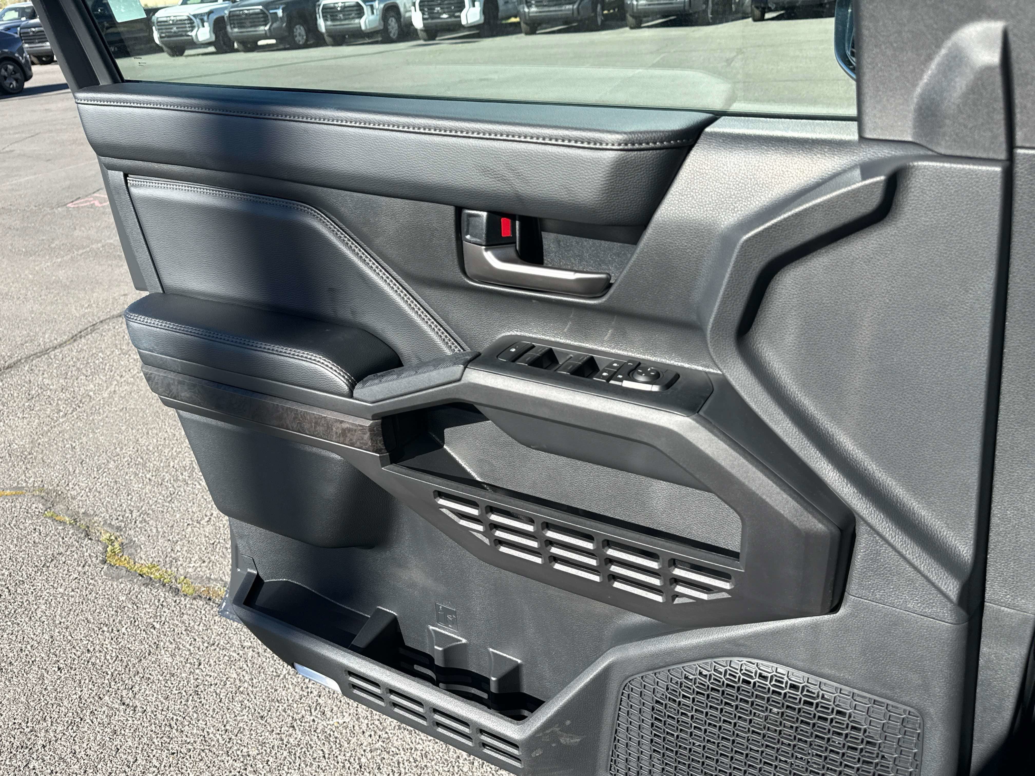 New 2026 Toyota Tacoma Limited w/ Tow Tech Package image 9