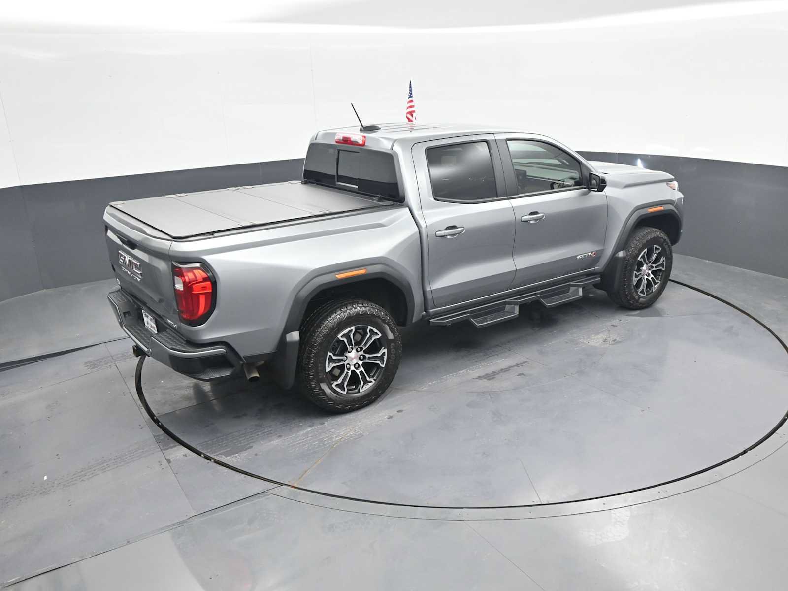 Used 2024 GMC Canyon AT4 w/ Technology Package AWD/4WD image 36