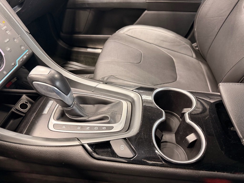 Used 2015 Ford Fusion Titanium image 31