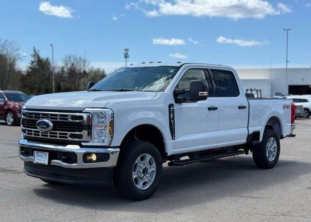 New 2026 Ford F250 XLT w/ FX4 Off-Road Package AWD/4WD image 10