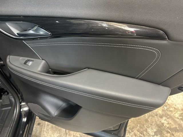 Used 2022 Buick Envision Essence w/ Safety Package image 46