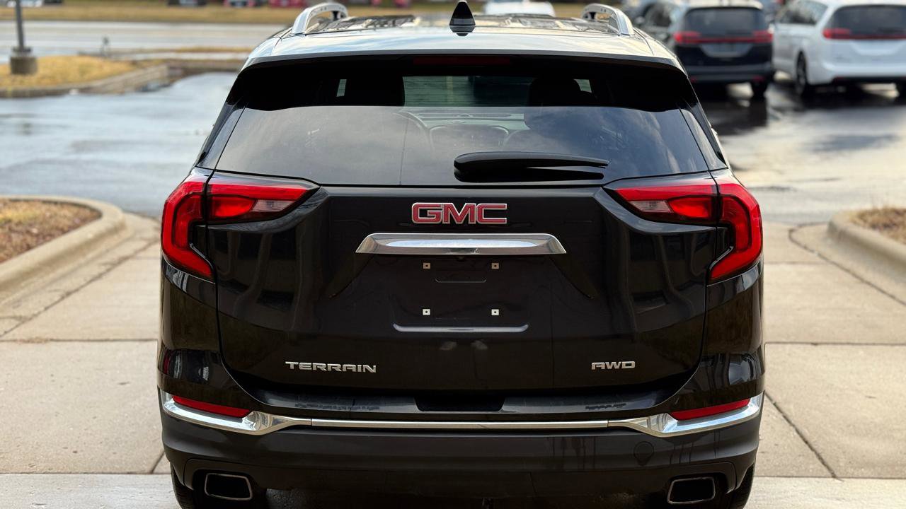 Used 2018 GMC Terrain SLT image 6