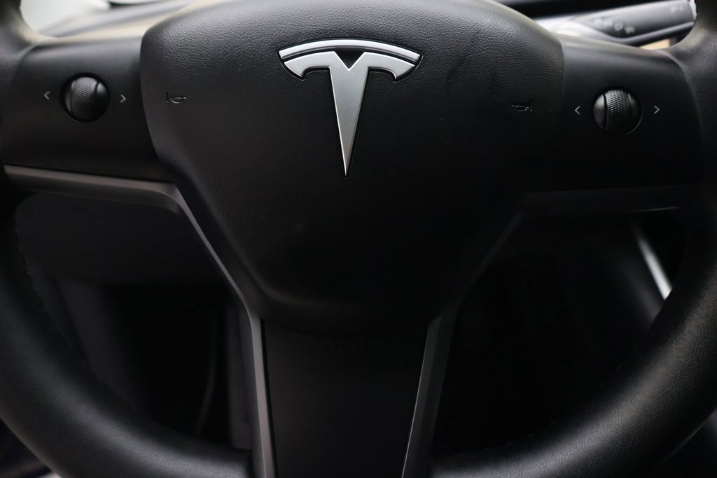 Used 2019 Tesla Model 3 Long Range image 18