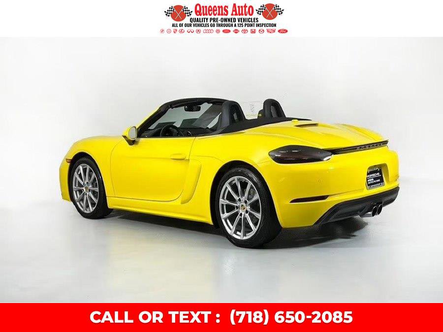 Used 2017 Porsche 718 Boxster image 7
