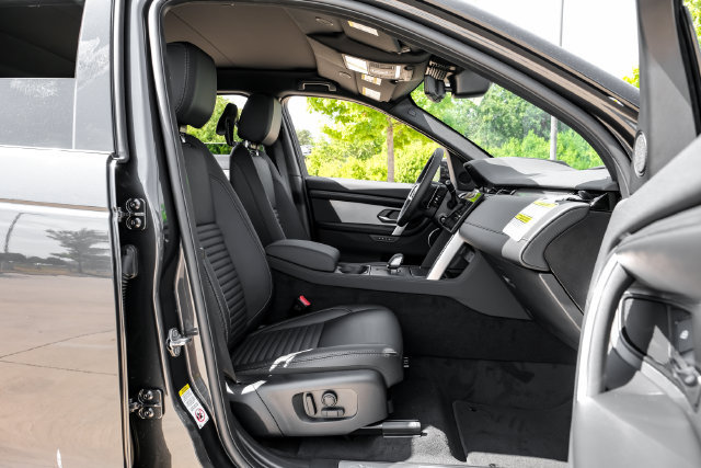 New 2026 Land Rover Discovery Sport Landmark AWD/4WD image 36