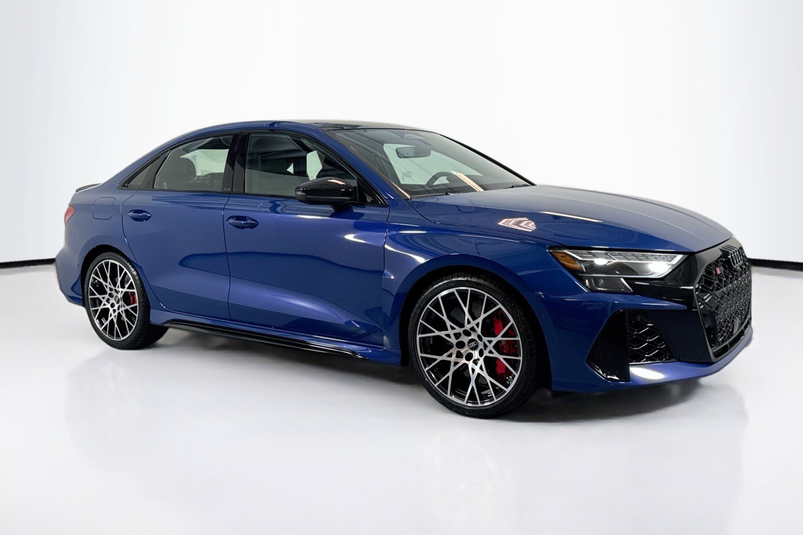 New 2026 Audi RS 3 image 3