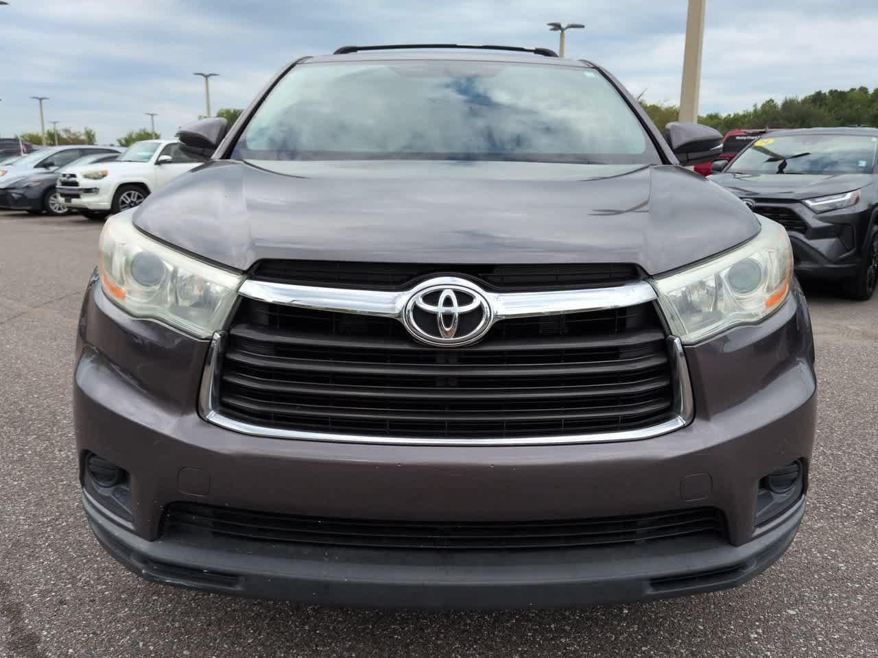 Used 2014 Toyota Highlander LE FWD image 9