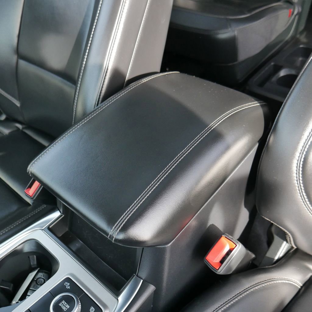 Used 2021 Ford Explorer XLT w/ Equipment Group 202A image 38