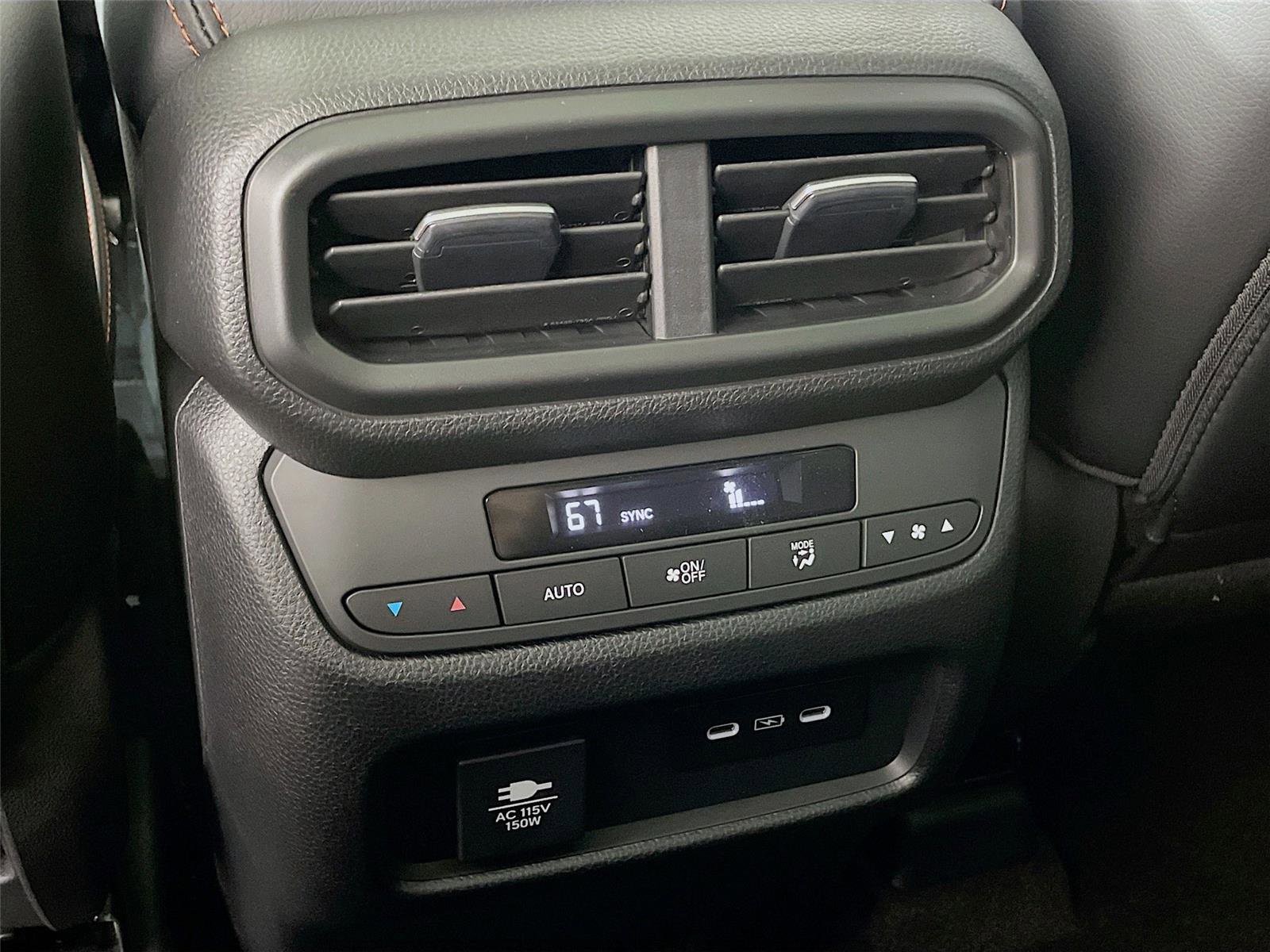 New 2025 Honda Pilot TrailSport image 18