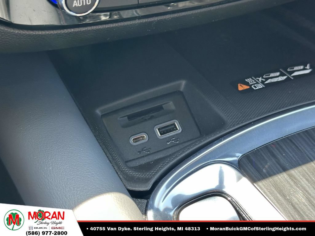 Certified 2024 Buick Enclave Essence w/ Sport Touring Edition FWD image 31