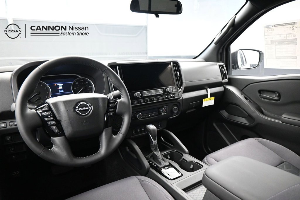 New 2027 Nissan Frontier SV w/ SV Convenience Package RWD image 9