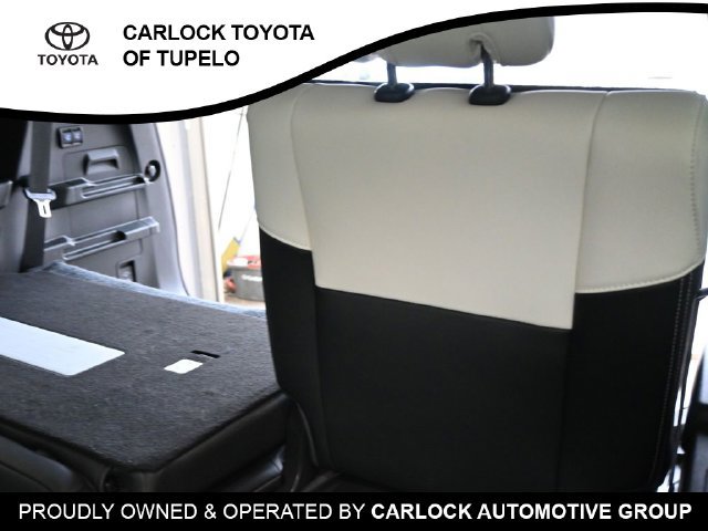 Used 2024 Toyota Sequoia Capstone AWD/4WD image 27