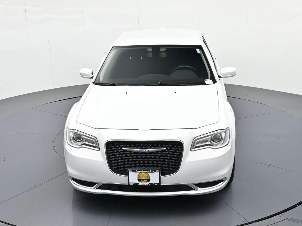 Used 2022 Chrysler 300 Touring AWD/4WD image 21