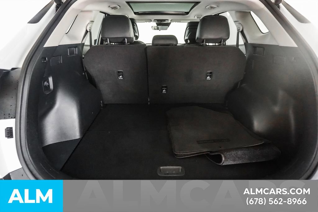 Used 2025 Kia Sportage EX w/ Premium Package FWD image 23