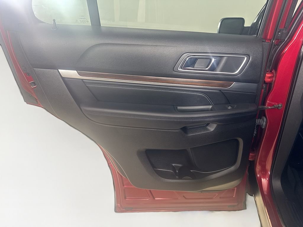 Used 2017 Ford Explorer Limited w/ Equipment Group 301A image 23