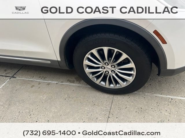 Used 2018 Lincoln MKX Select w/ Select Plus Package AWD/4WD image 6