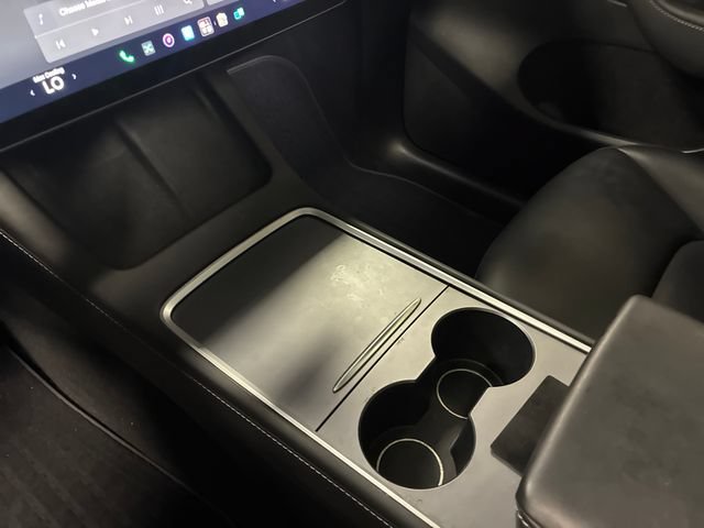 Used 2024 Tesla Model Y Long Range RWD image 27