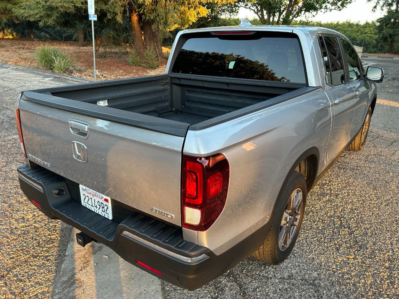Used 2017 Honda Ridgeline RTL-T image 16