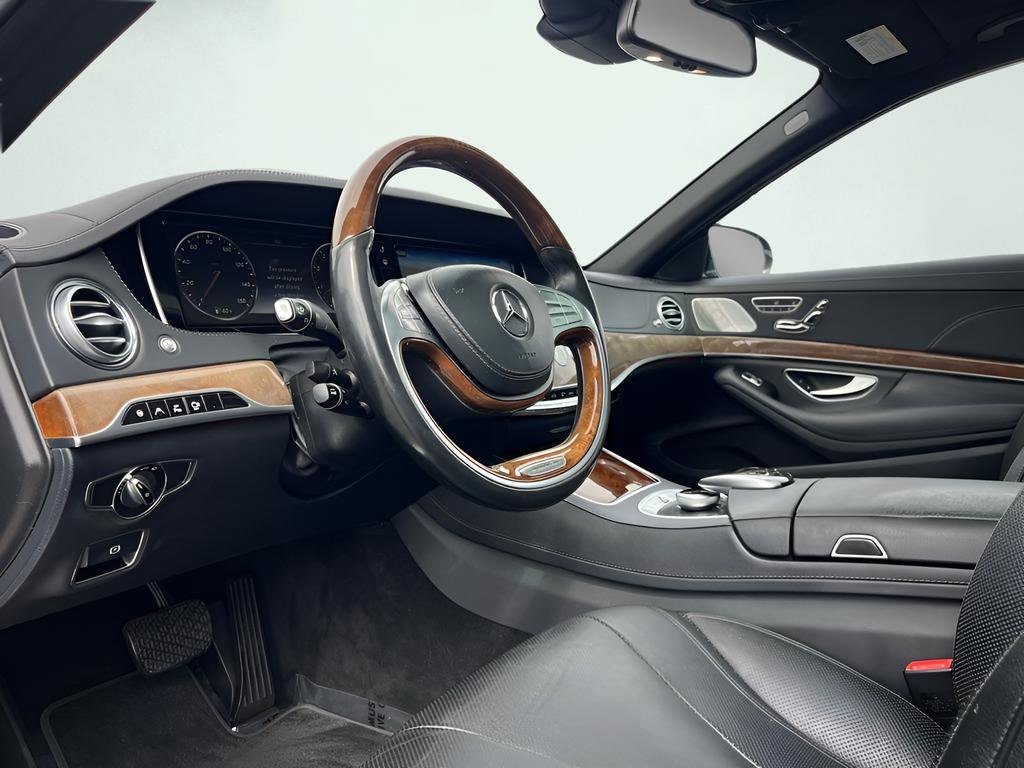 Used 2015 Mercedes-Benz S 550 4MATIC Sedan image 2
