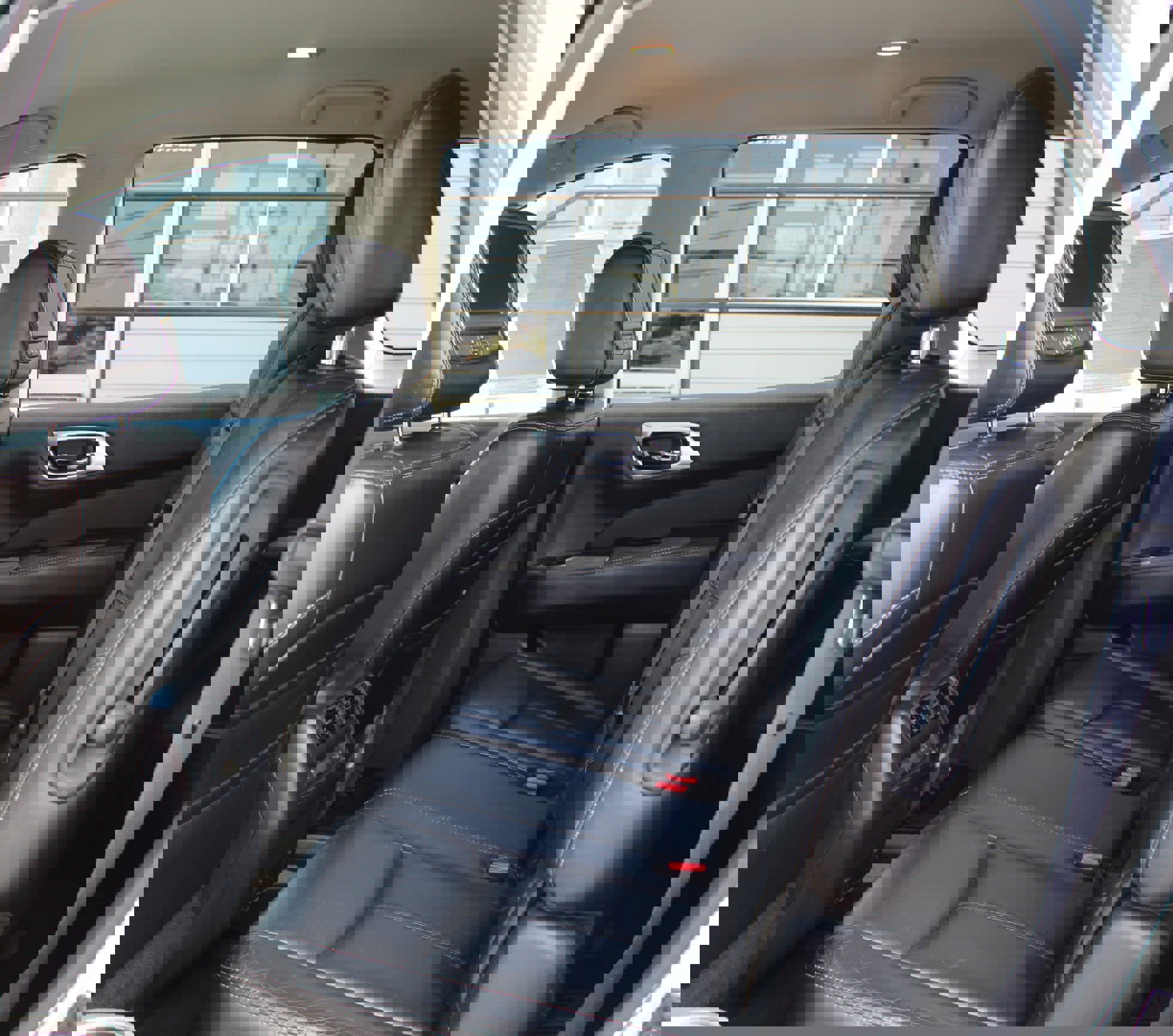 Used 2013 Nissan Pathfinder SL w/ Cargo Pkg image 14