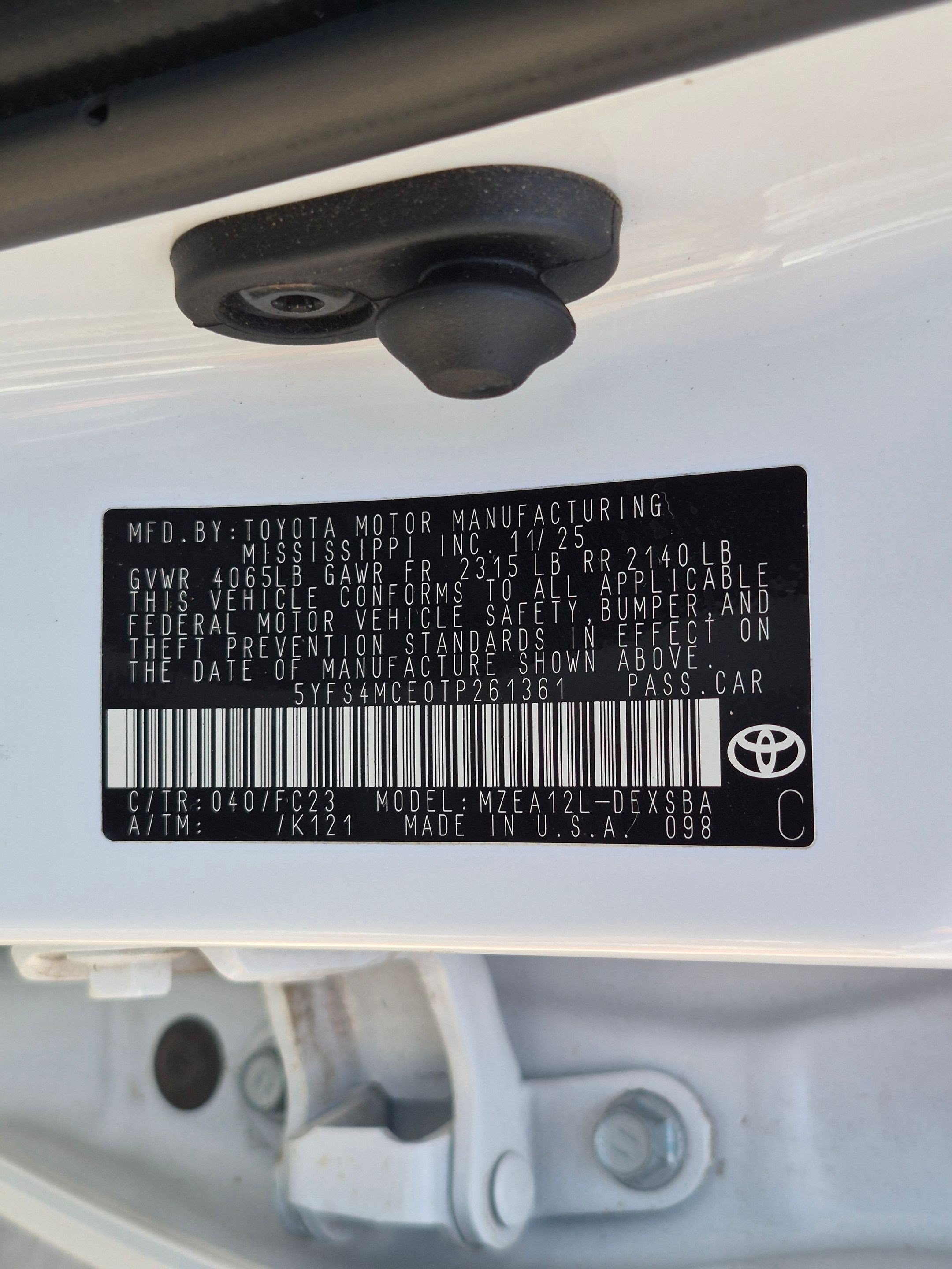 Used 2026 Toyota Corolla SE w/ Carpet Mat Package (TMS) FWD image 34