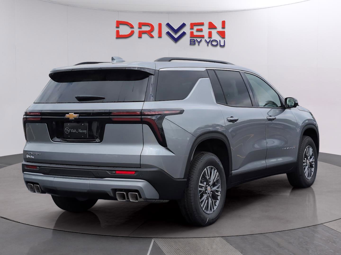 New 2026 Chevrolet Traverse LT w/ Driver Confidence Package image 5