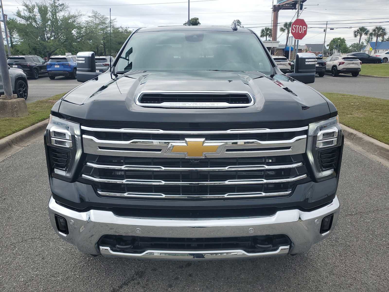 New 2026 Chevrolet Silverado 3500 LTZ w/ LTZ Plus Package AWD/4WD image 10