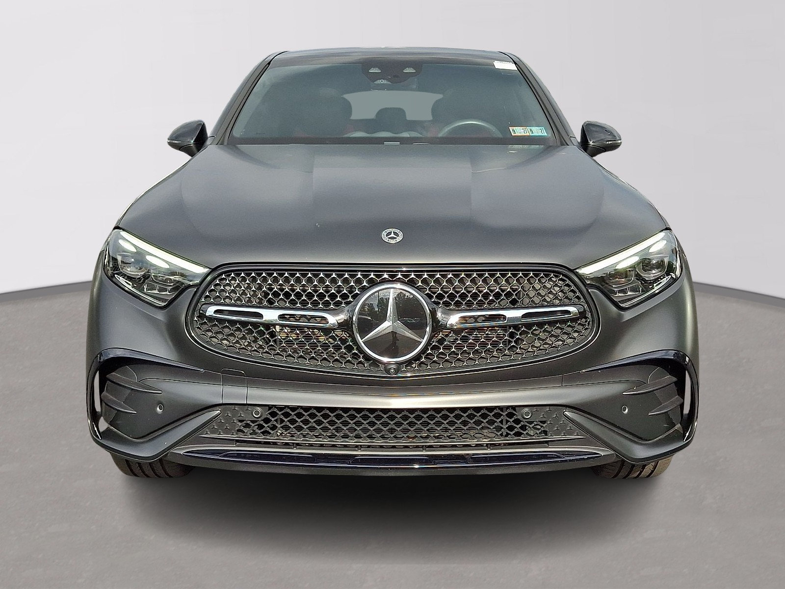 Used 2024 Mercedes-Benz GLC 300 4MATIC image 2
