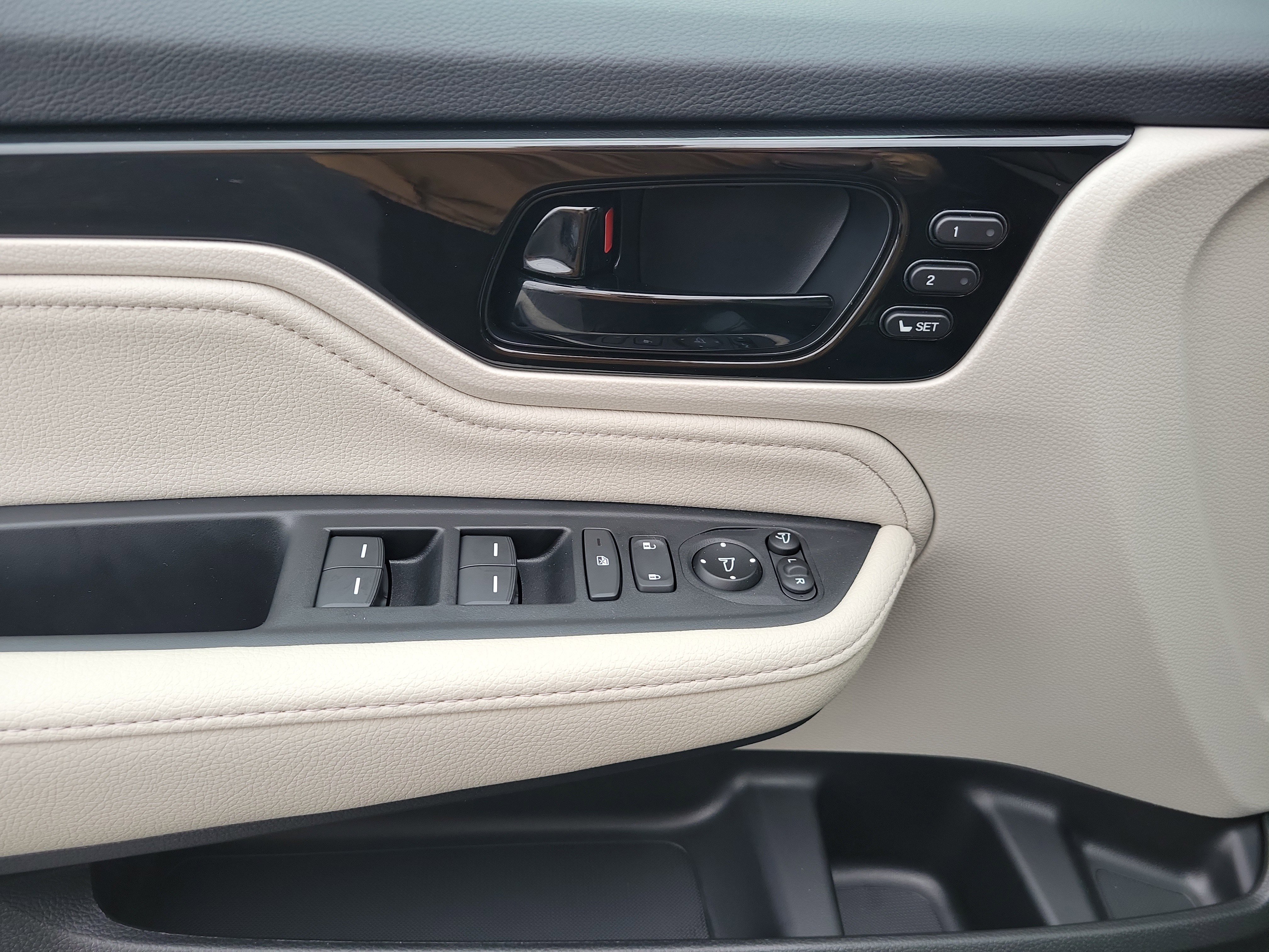 New 2026 Honda Odyssey Elite image 17