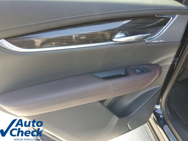 Certified 2023 Cadillac XT6 Premium Luxury w/ Technology Package FWD image 16