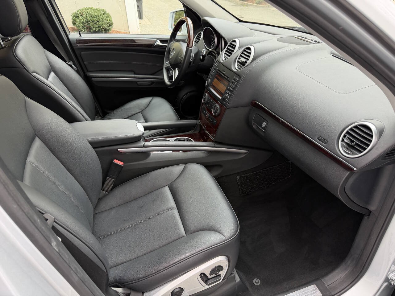 Used 2012 Mercedes-Benz GL 450 4MATIC image 19