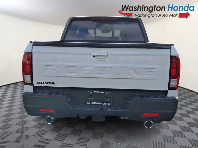 New 2026 Honda Ridgeline Black Edition image 6