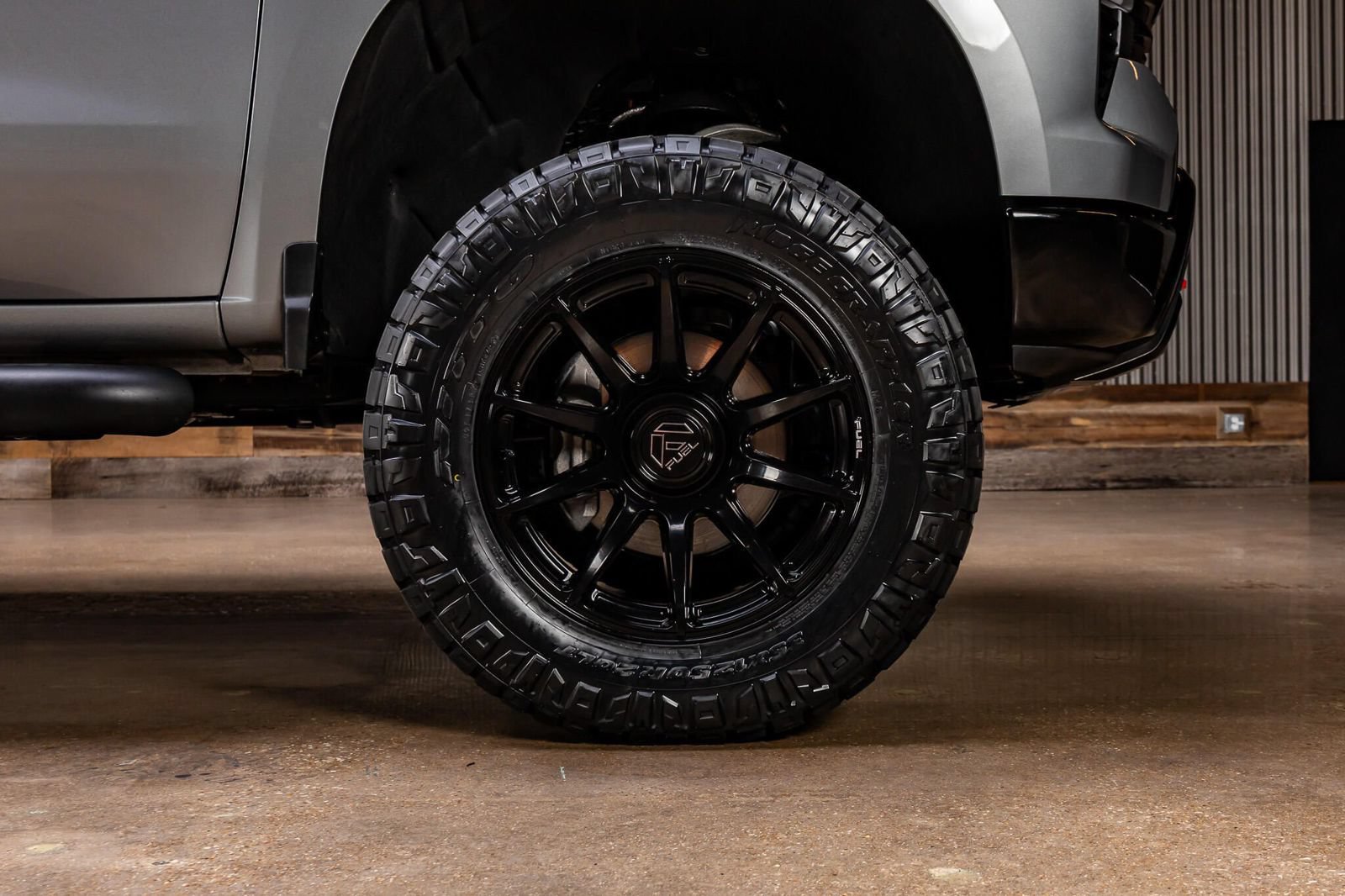 Used 2025 Chevrolet Silverado 1500 LT Trail Boss w/ Convenience Package II AWD/4WD image 12