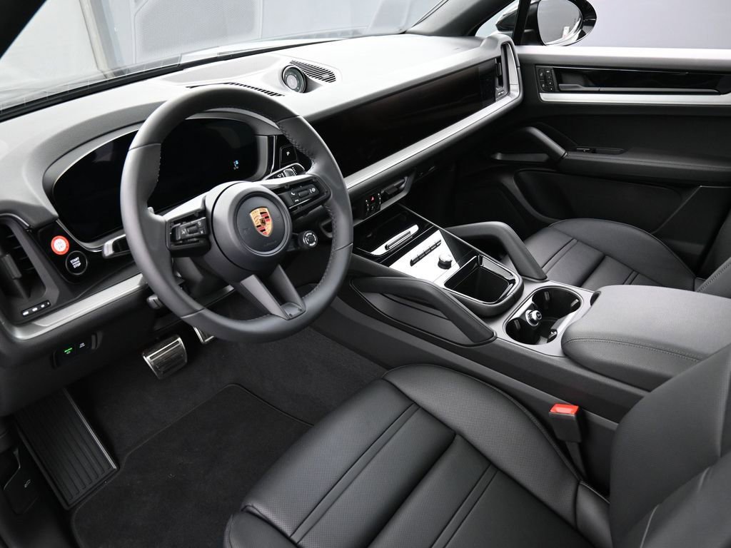 New 2026 Porsche Cayenne S image 4