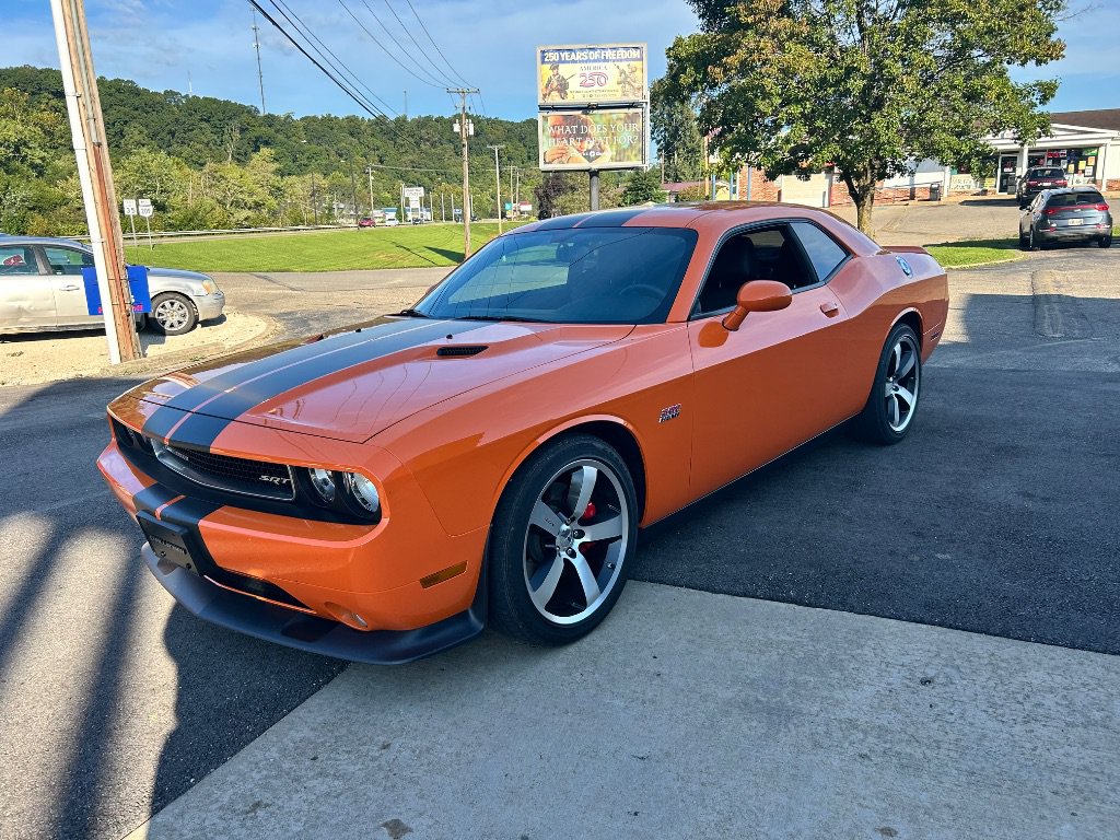 Used 2012 Dodge Challenger SRT8 RWD image 1