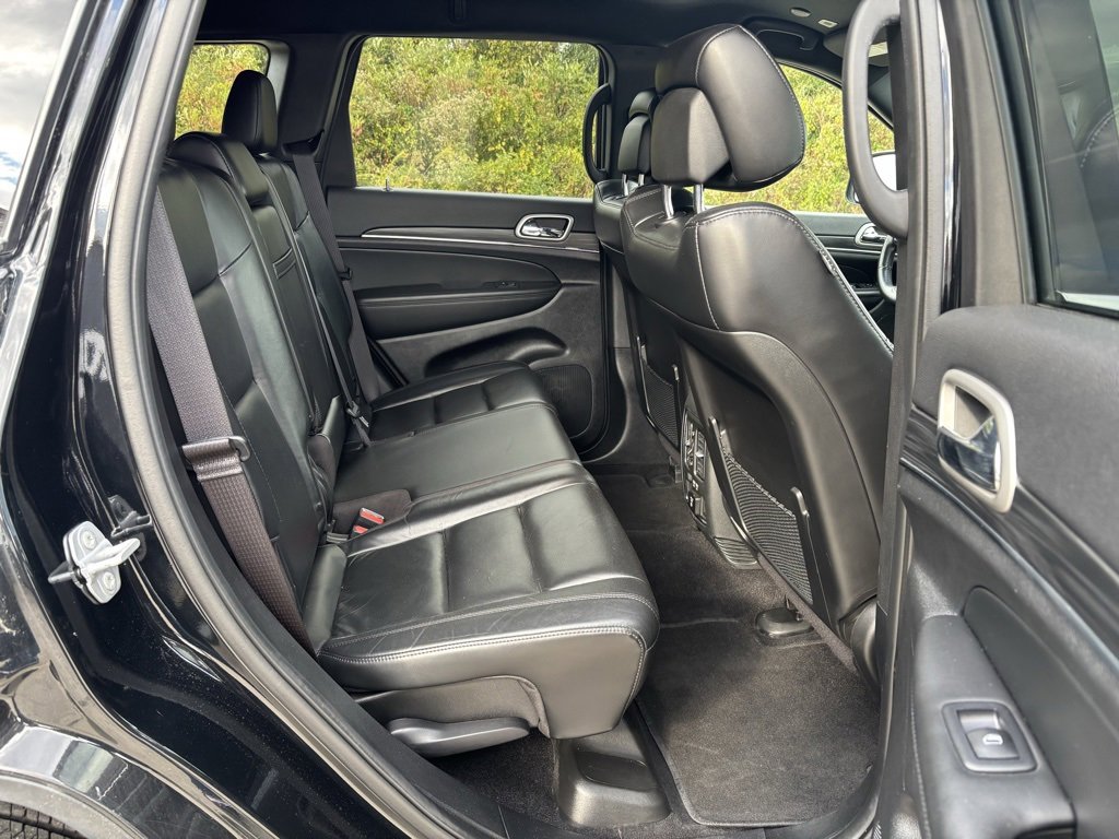 Used 2022 Jeep Grand Cherokee Limited w/ Technology Group image 26