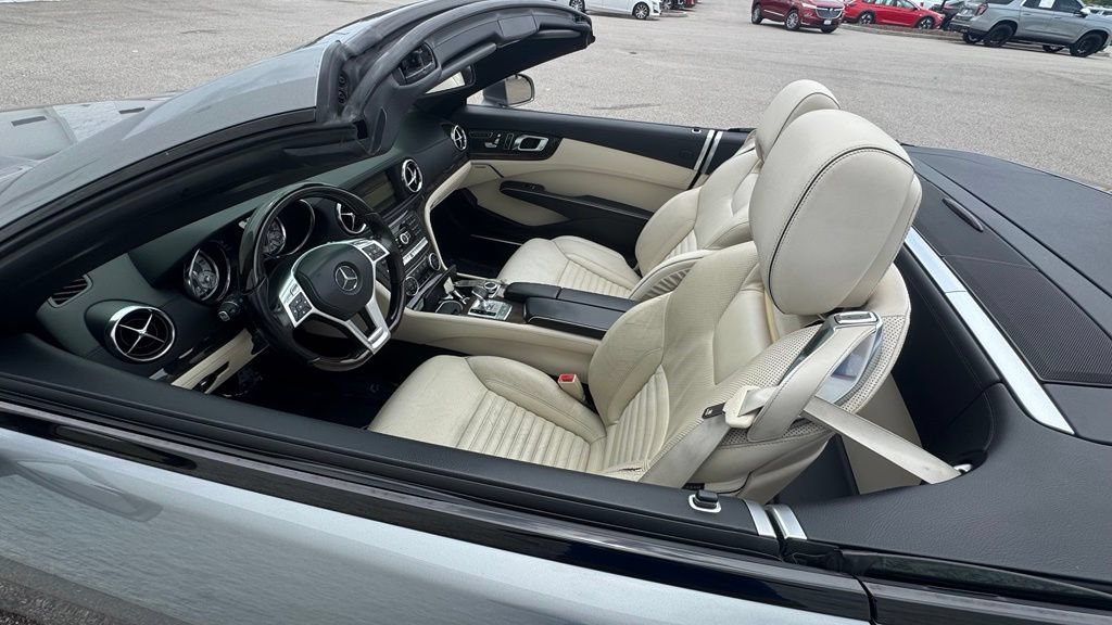 Used 2013 Mercedes-Benz SL 550 image 5