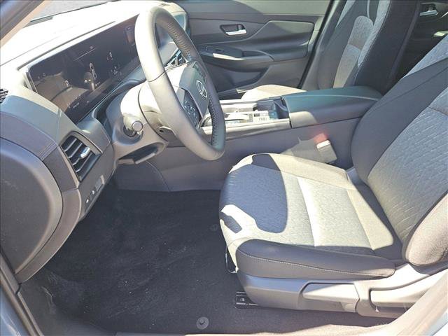 New 2026 Nissan Sentra SV w/ SV Convenience Package FWD video 4