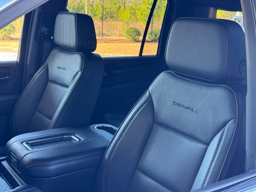 Used 2024 GMC Yukon XL Denali image 22