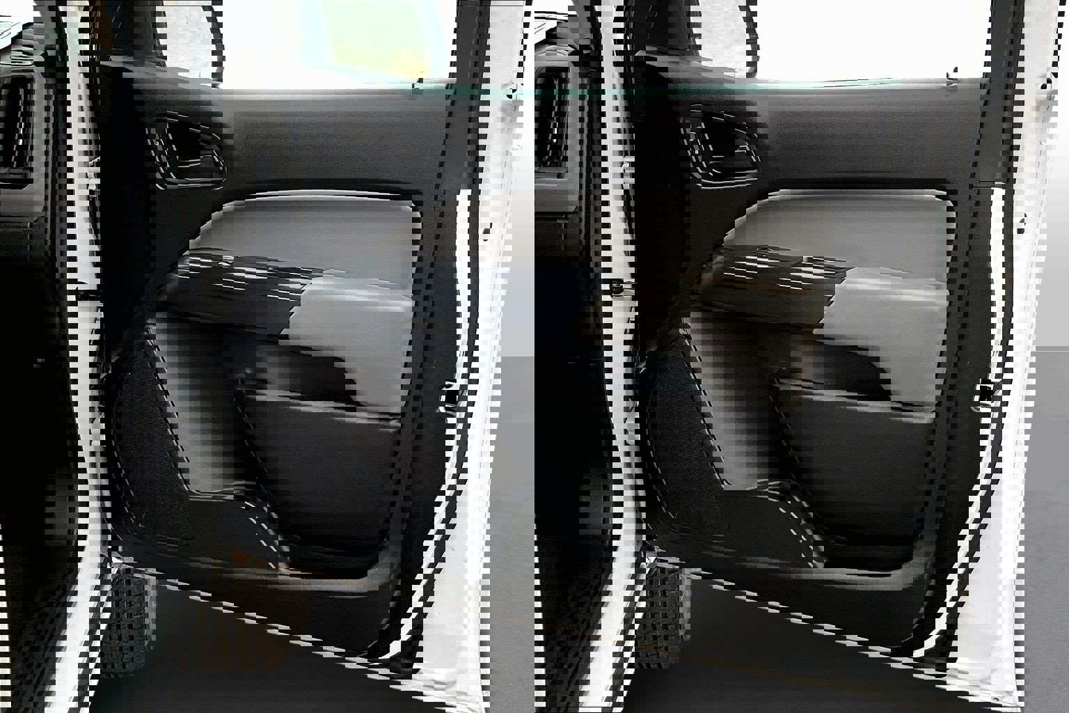 Used 2016 Chevrolet Colorado W/T w/ WT Convenience Package image 17