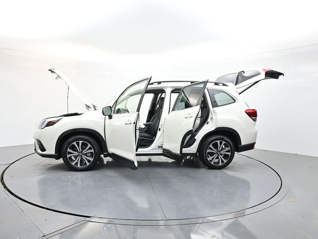 Used 2024 Subaru Forester Limited image 41