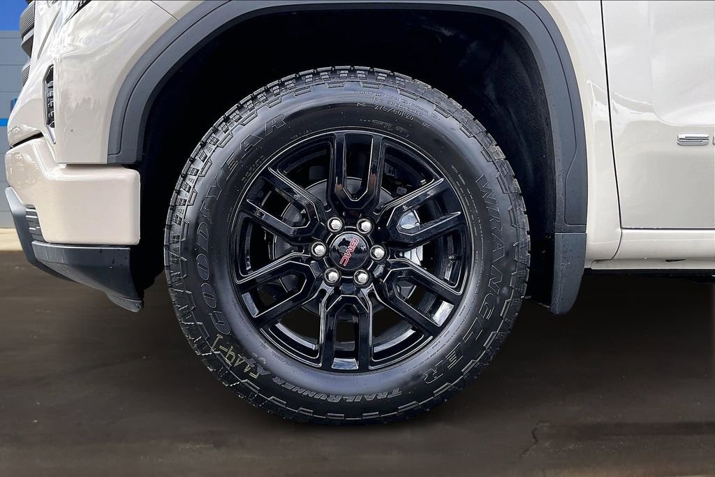 New 2026 GMC Sierra 1500 Pro w/ Graphite Edition image 13
