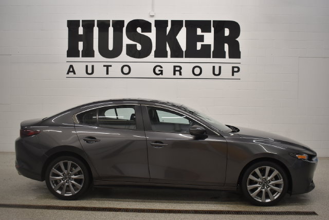 Used 2025 MAZDA MAZDA3 s FWD image 2