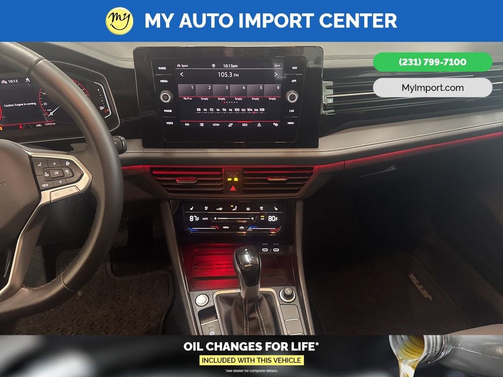 Used 2025 Volkswagen Jetta SEL image 21