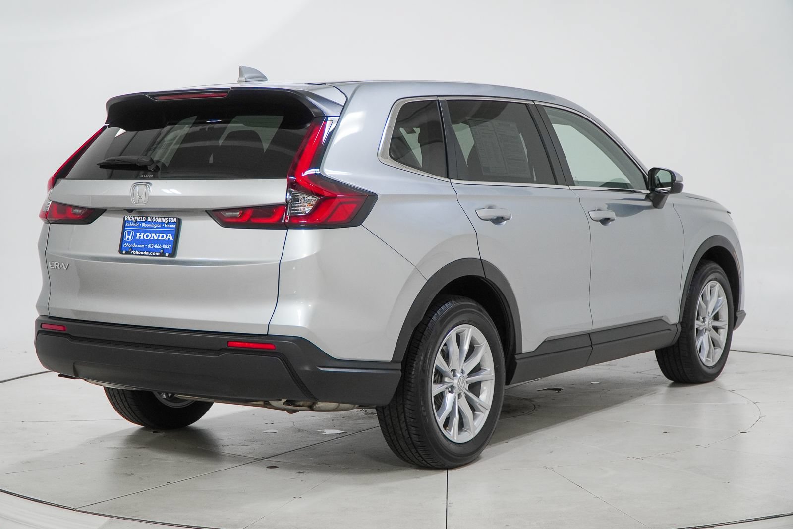 Used 2024 Honda CR-V EX image 11