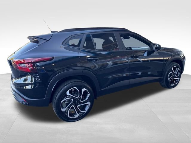 Certified 2025 Chevrolet Trax RS FWD image 5