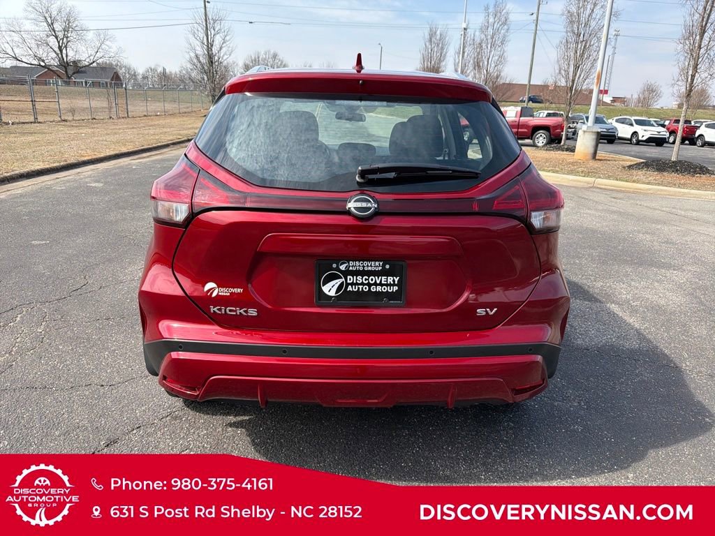 Certified 2024 Nissan Kicks SV image 8