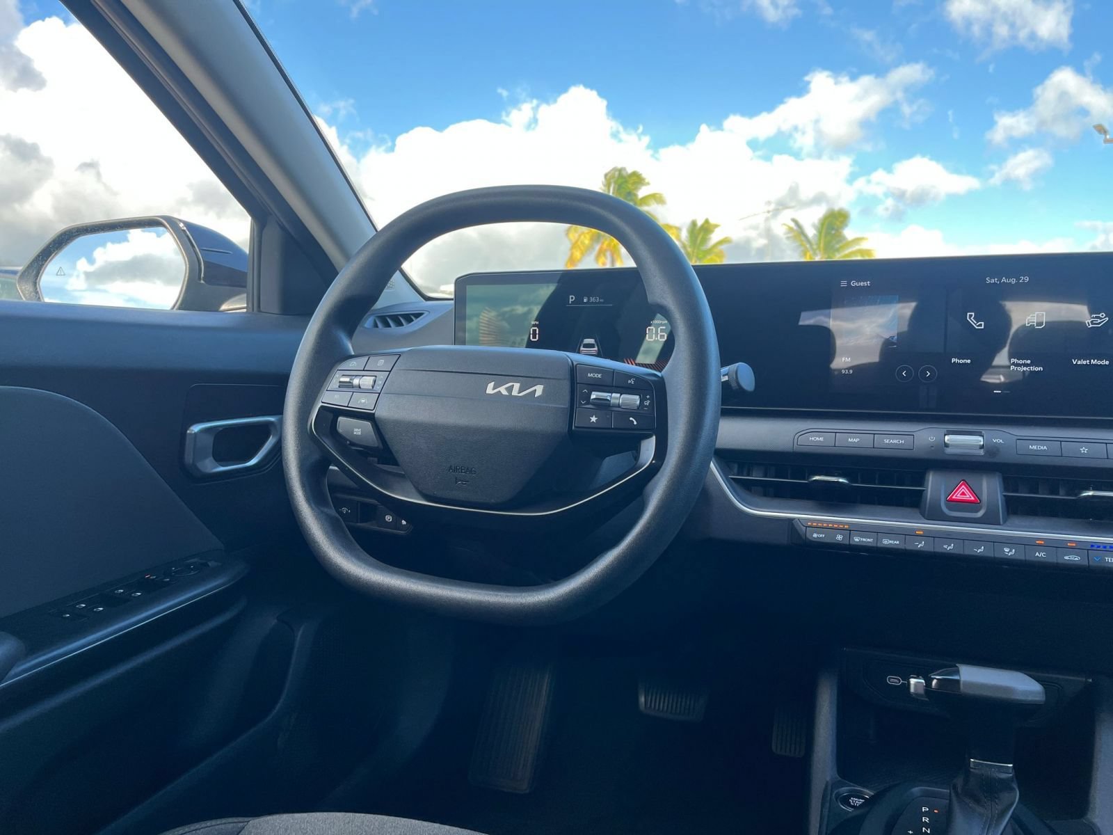 Used 2025 Kia K4 FWD image 48