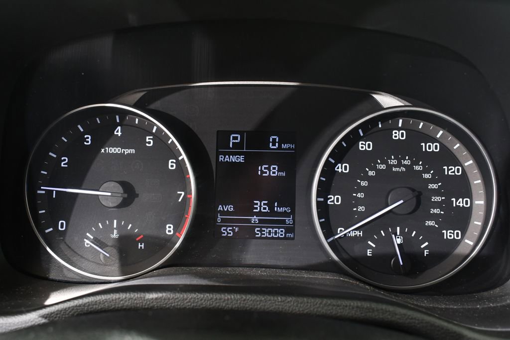 Used 2017 Hyundai Elantra SE image 25